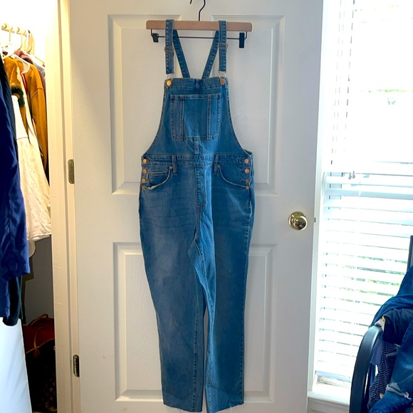 Universal Thread Jumper Jeans - Picture 3 of 7